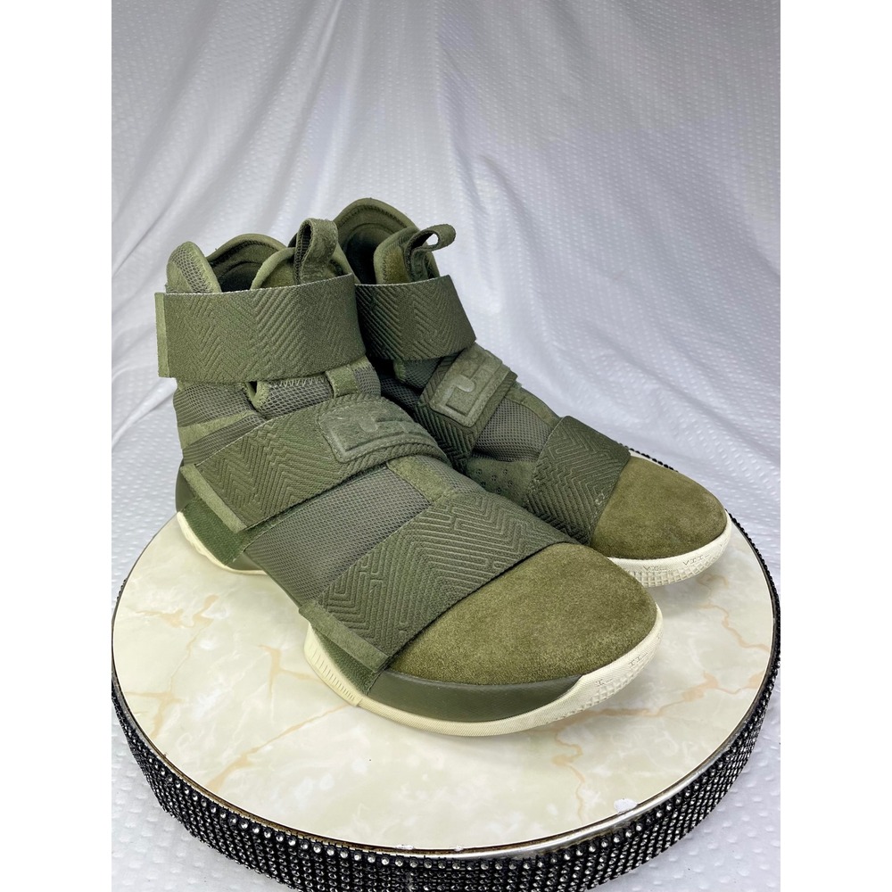 Nike LeBron Soldier 10 SFG High Top Shoes Mens 11.5 Olive Green Streetwear Retro